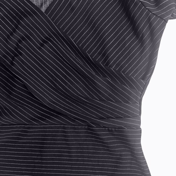 Ann Taylor Pin-Stripe Faux Wrap Peplum Top SzS Navy V-Neck Chic 90s Y2K Corpcore - Picture 3 of 6